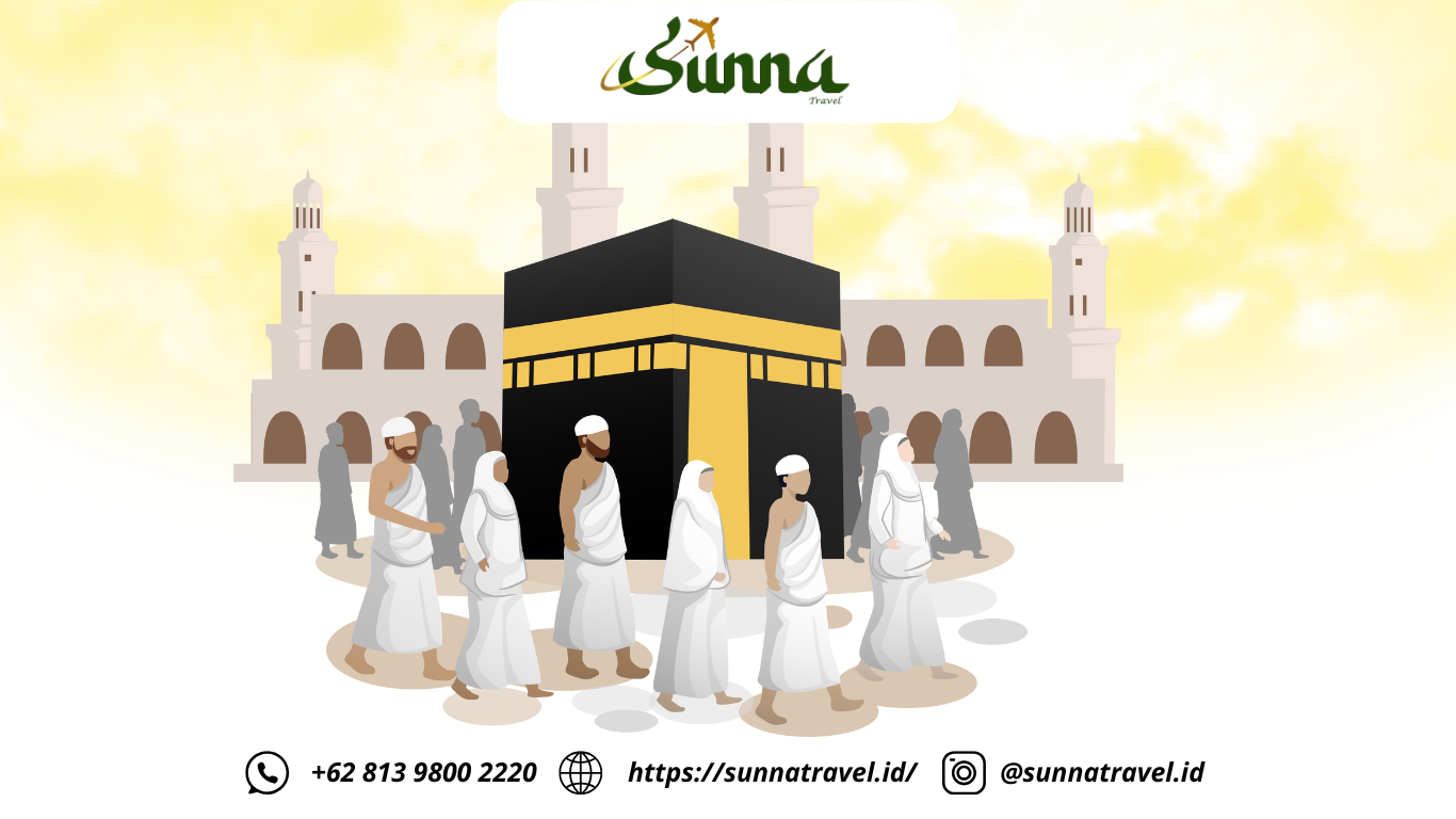 Jamaah umroh sedang melaksanakan thawaf di Masjidil Haram
